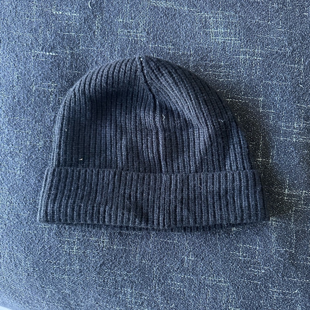 Banana Republic Cashmere Beanie